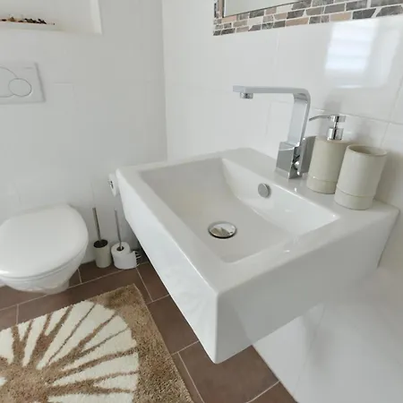 شقة Alpine App. لوتاش
